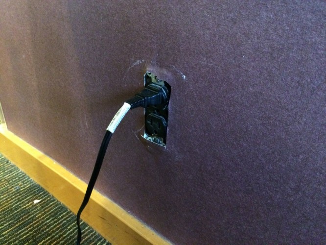 Panera Wall Outlet